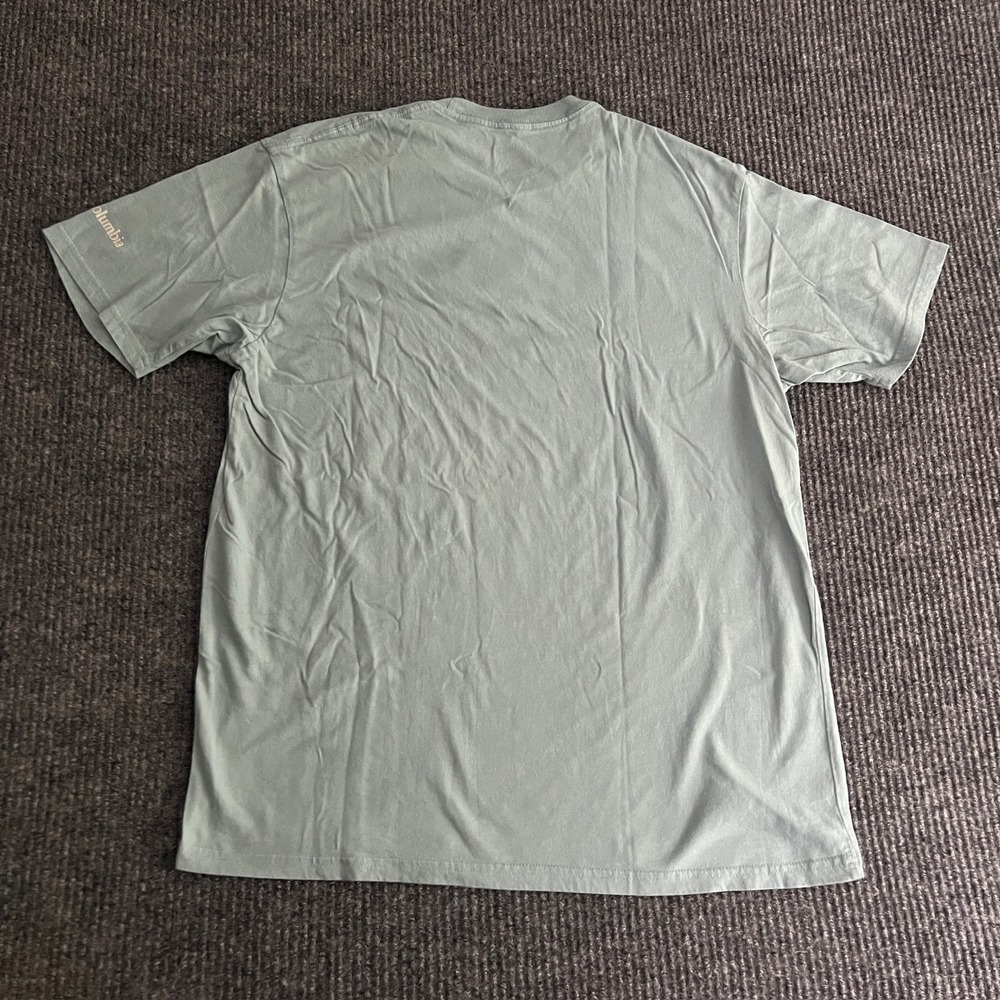Columbia Sportswear Men's Large Sage Green Retro‎ Stripe Sunset Graphic T-Shirt - Picture 3 of 9
